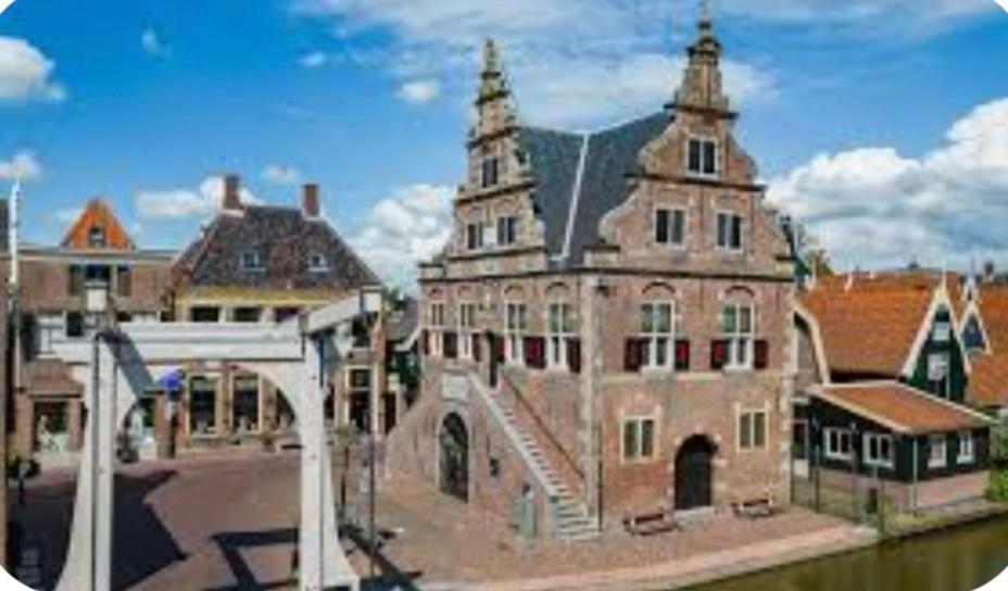 Huisje Finn, Met Grote Tuin En Veel Privacy Dirkshorn Экстерьер фото